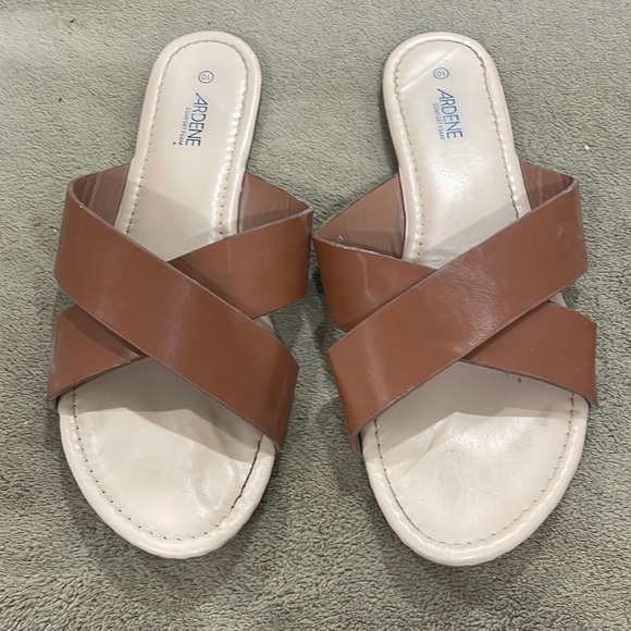 Ardene Brown/Nude Sandals - size 10 - Picture 1 of 2